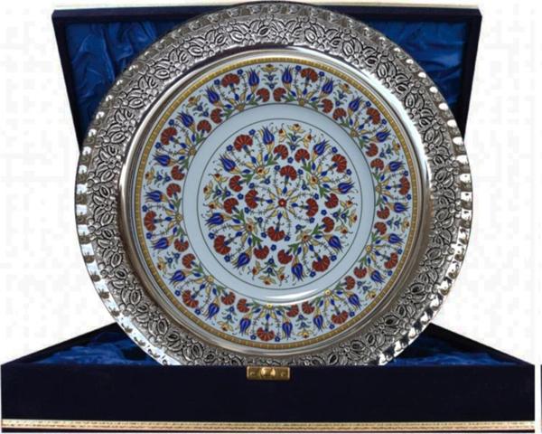 Armada Çini Armada Cini Prt 35 25 Cm Sarı Altın Yaldızlı Lale Karanfil Gümüş Çerçeveli Porselen Cini Tabak - Image 1