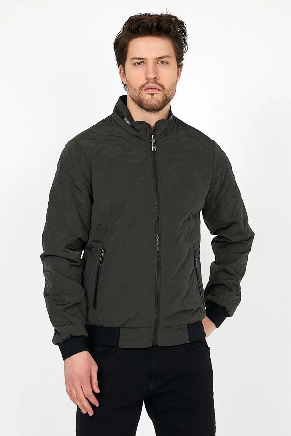 Yeni Sezon Erkek Yeşil Mevsimlik Triko Ve Deri Biye Detaylı Fermuarlı İç Cepli Mont&Ceket - Image 1