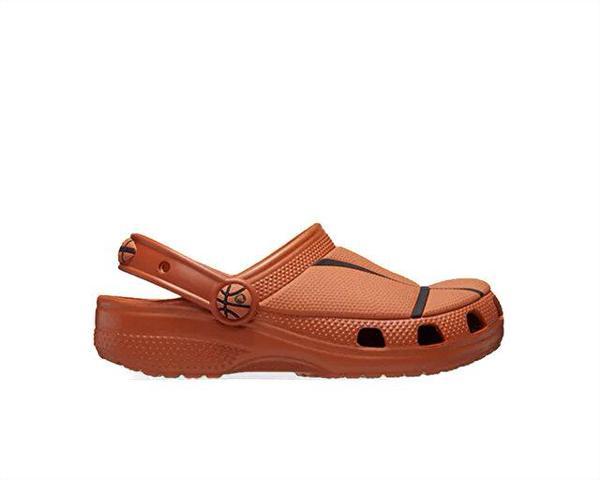 Crocs Classic Basketball Clog K Çocuk Terliği 210156-805 Turuncu - Image 1
