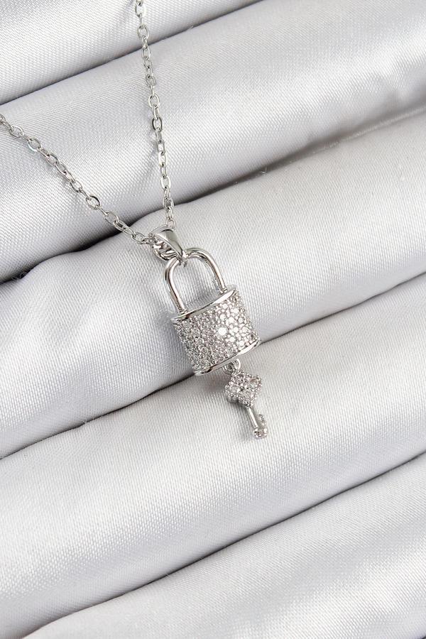 316L Çelik Zirkon Taşlı Kilit Ve Sallantılı Anahtar Model Gümüş Renk Kadın Kolye - Image 1