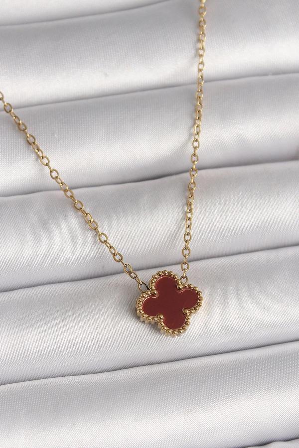 316L Çelik Gold Renk Bordo Yonca Model Kadın Kolye - Image 1