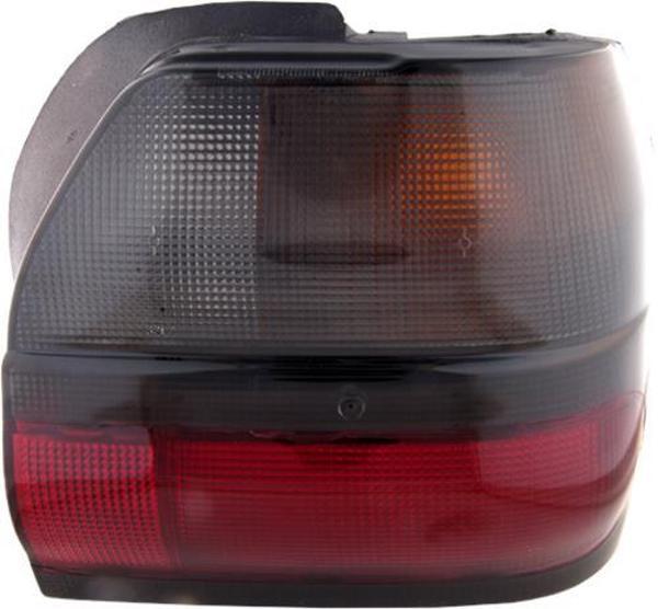 Sag Stop Lambası Renault 19 Sedan Pleksan 3200 7702127395 - Image 1