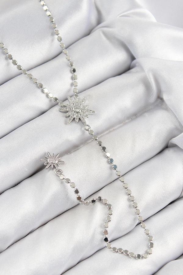 Pirinç Zirkon Taşlı Ezme Zincirli Kutup Yıldızı Model Gümüş Renk Y Kolye - Image 1