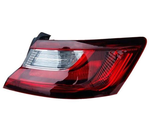 Renault Megane 4 Sağ Arka Dış Stop Lambası 2016--2022 - Image 1