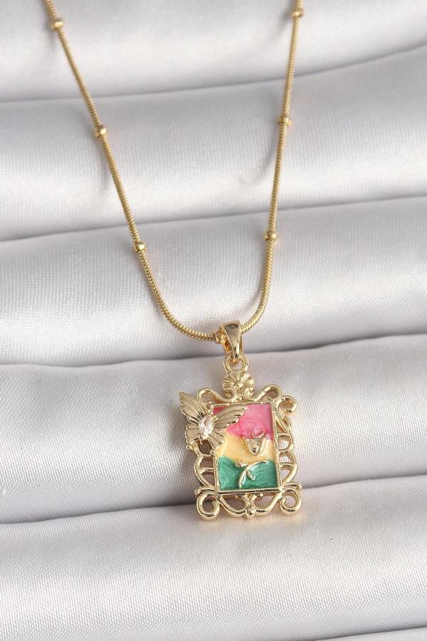 316L Çelik Gold Renk Renkli Zirkon Taşlı Kelebek İşlemeli Portre Model Kadın Kolye - Image 1