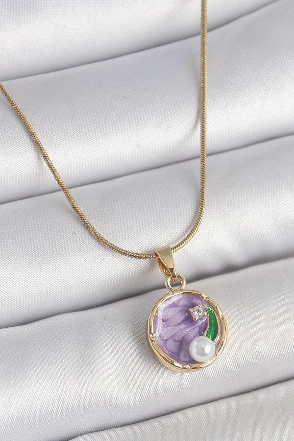 316L Çelik Gold Renk Zincir Mor Çiçek İşlemeli Zirkon Taş İnci Detaylı Minimal Portre Model Kadın Ko - Image 1