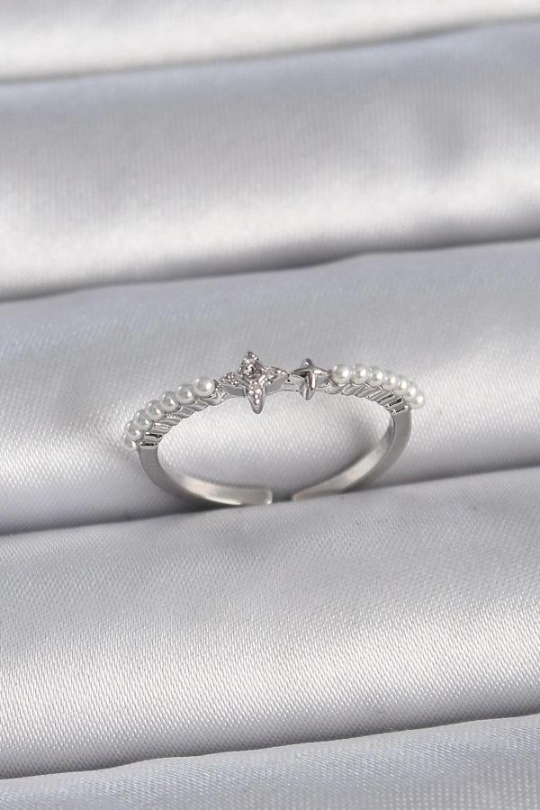 Pirinç Gümüş Renk Zirkon Taşlı Sıralı İnci Ayarlanabilir Model Kadın Yüzük - Image 1