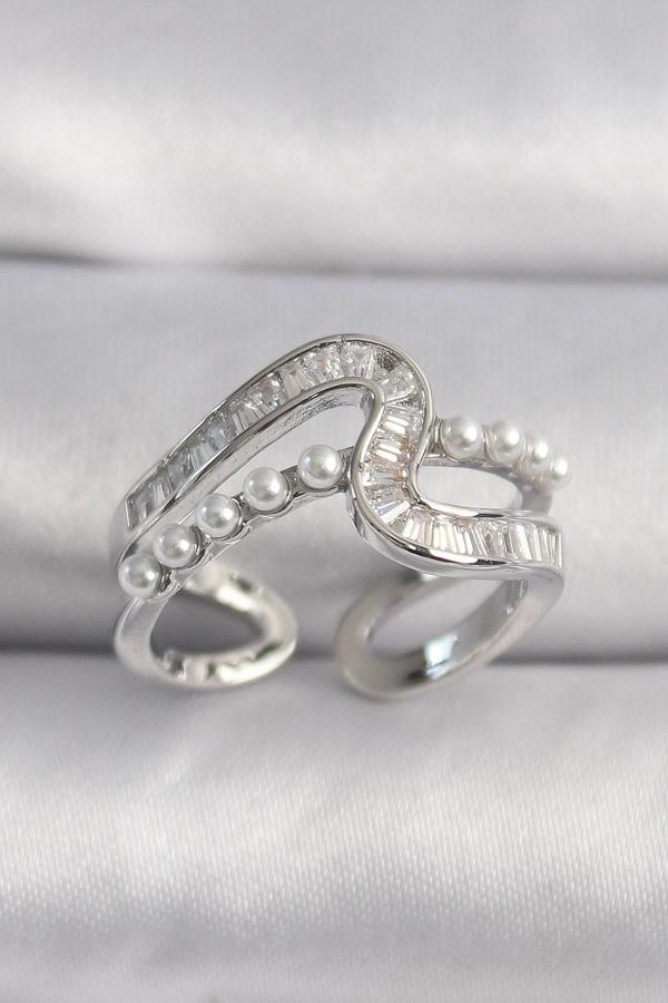 Pirinç Gümüş Renk Zirkon Taşlı İnci Detay VIP Seri Kadın Yüzük - Image 1