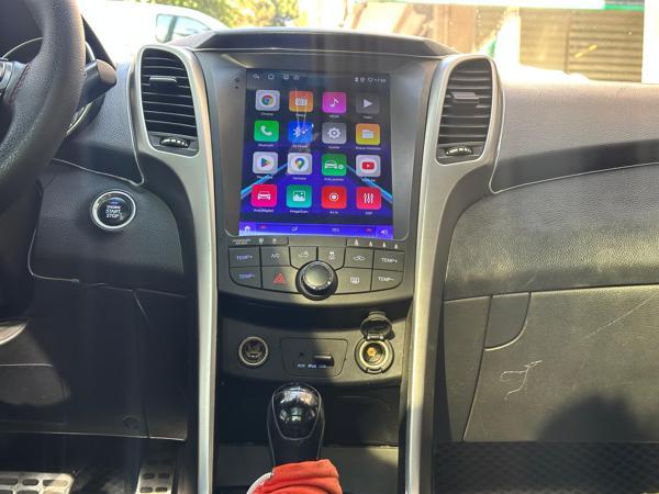 Maygo Hyundai İ30 Tesla 2012-2015 4Gb Ram 32Gb Hafıza 4 Çekirdek Carplay Android 9,7 İnç Multimedya  - Image 1