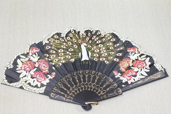 Plastik Tavuskuşu Yelpaze Alk3570 - Image 1