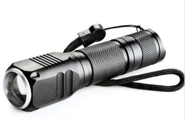 F-82 T6 Led Zoomlu 2000 Lm Yüksek Işık Şarjlı El Feneri - Image 1