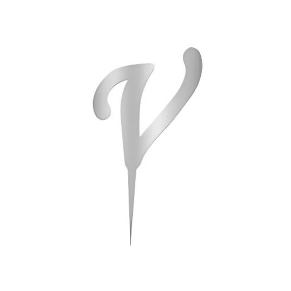 V Harfi Gümüş Pleksi Pasta Süsü 7 cm - Image 1
