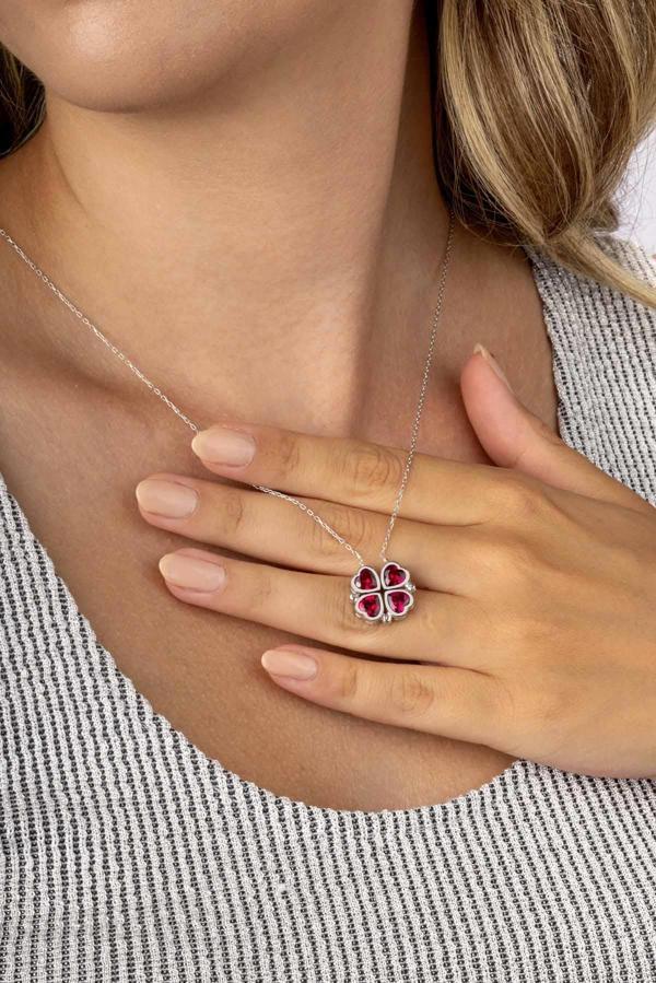 Gümüş Pazarım Açılır Kapanır 2 Kullanımlı Kırmızı Taşlı Yonca Kalp Kadın Gümüş Kolye - Image 1