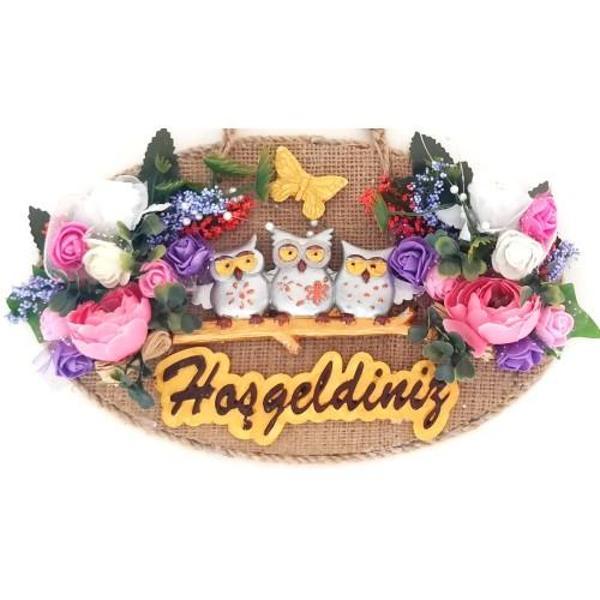 Baykuş Ailesi Hoşgeldiniz Yazılı Çiçekli El Yapımı Kapı Süsü - Image 1