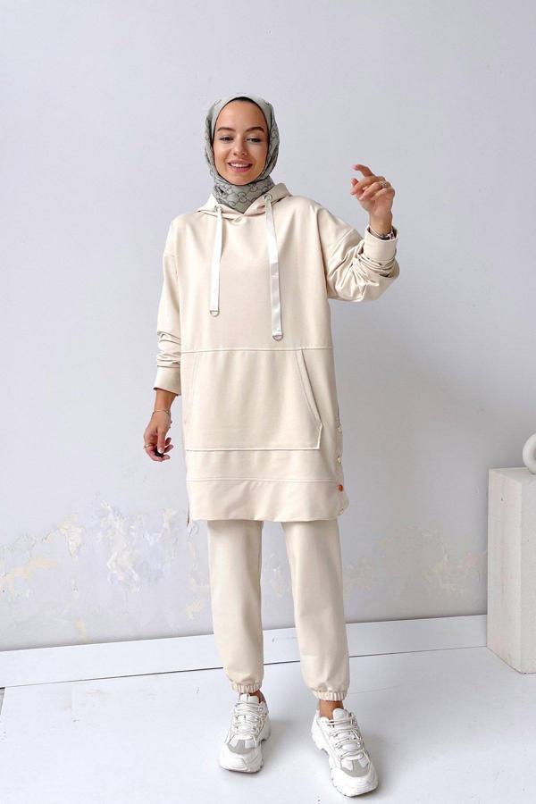 Yanı Çıtçıtlı Takım - Bej - Image 1