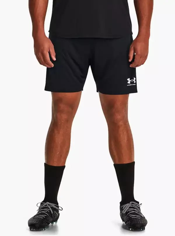 Under Armour Challenger Knit Erkek Şort - Image 1