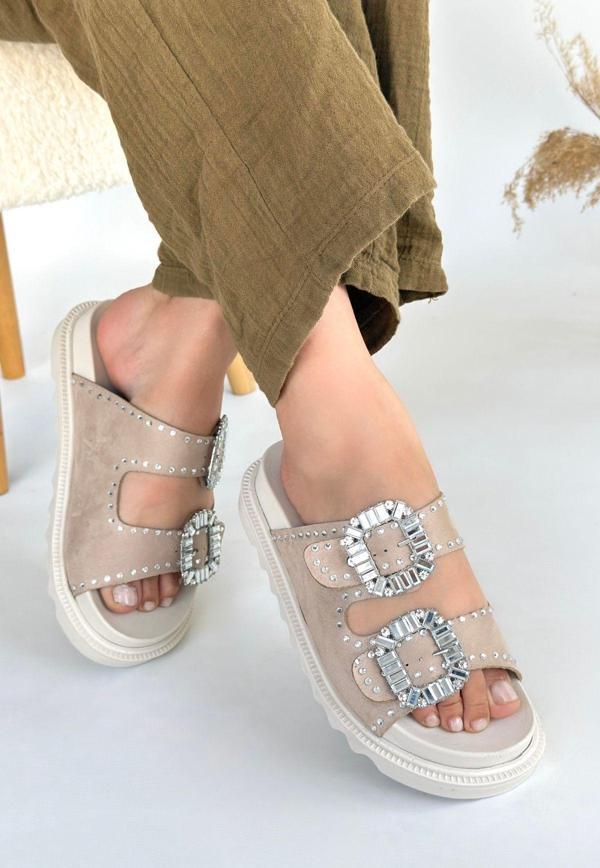 Bej Nubuk Taşlı Terlik - Image 1
