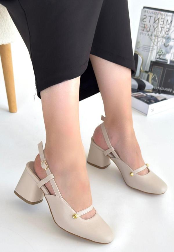 Bej Cilt Topuklu Ayakkabı - Image 1