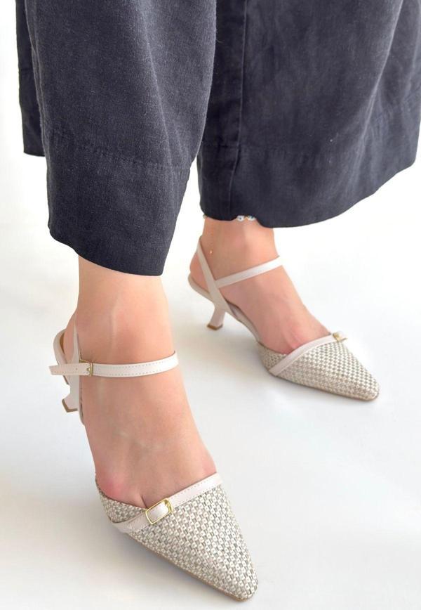 Bej Cilt Topuklu Ayakkabı - Image 1