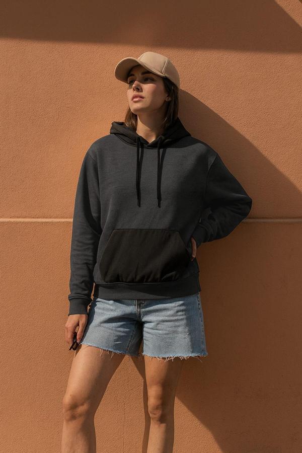 Kadın Oversize Kapüşonlu Cepli Antrasit Sweatshirt - Image 1