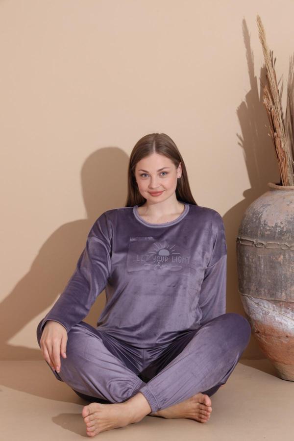Boyraz Kadın KIŞLIK Fransız Kadife Büyük Beden Bisiklet Yaka Uzun Kol Pijama Takımı 03139 - 1 Adet - Image 1