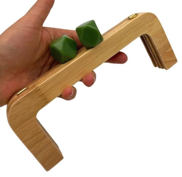 Angel Çanta Aksesuar 20 Cm Yeşil  Başlıklı Ahşap Burs - Image 1