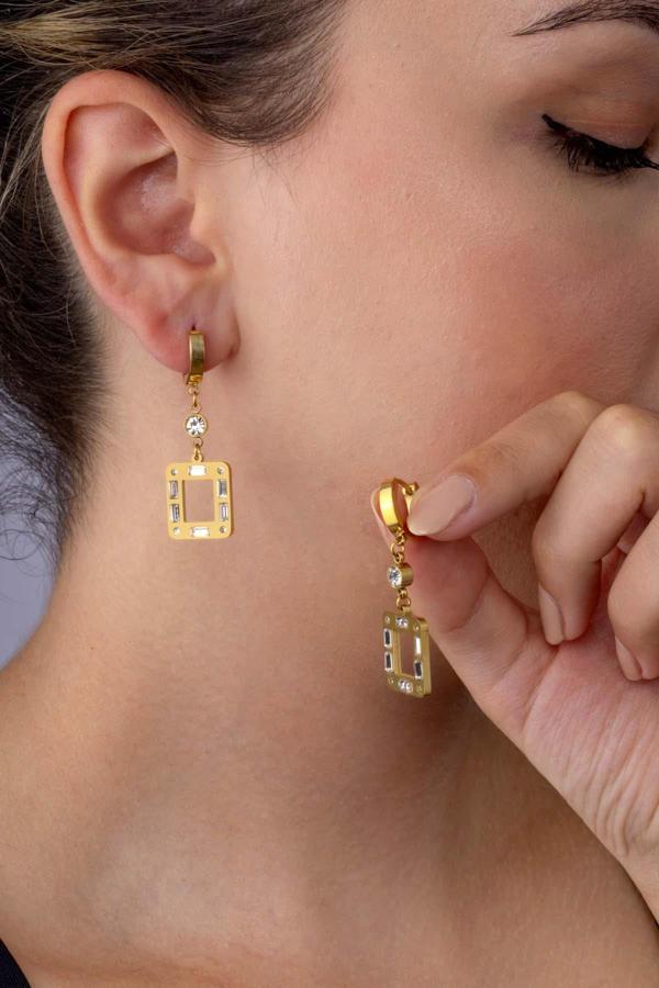 Gümüş Pazarım Zirkon Taşlı Kare Kesim Altın Kaplama Çelik Sallantılı Kadın Küpe - Image 1