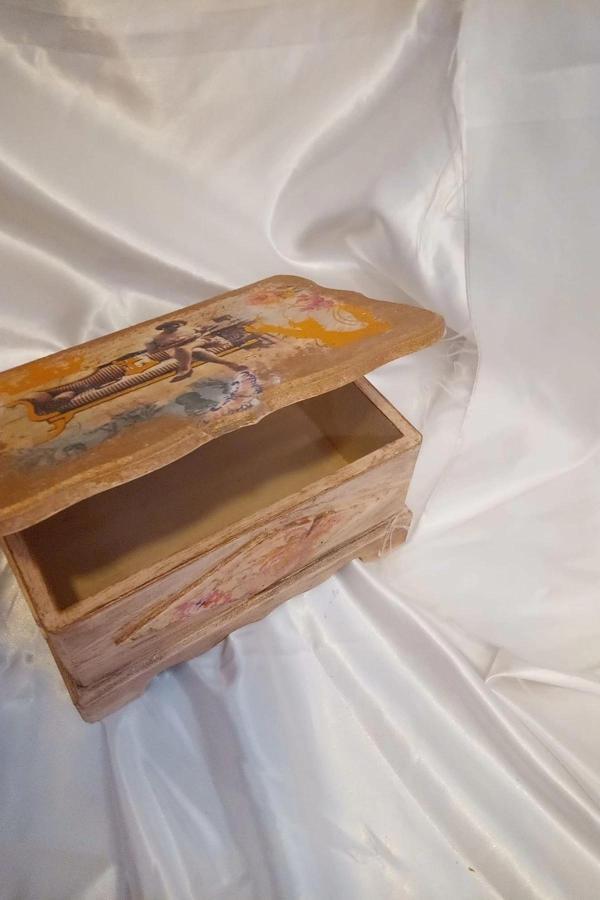 Sevgili Hediye Kutusu Sevgililer Günü Ahşap El İşi Hand Made Mücevher Kutusu Orta Boy - Image 1