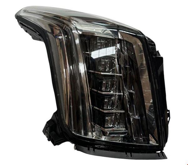Cadillac Escalade Ön Far Sağ (Beyinli-beyaz Sinyal) 2015 Sonrası Uyumlu - Image 1