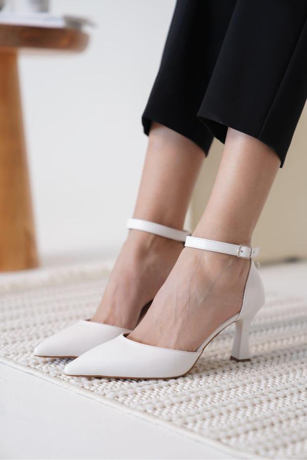 Clara Kadın Beyaz Topuklu Ayakkabı - Image 1