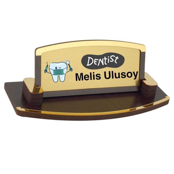 Kişiye Özel Diş Doktoru Masa İsimliği – Ahşap Şık Tasarım - Image 1