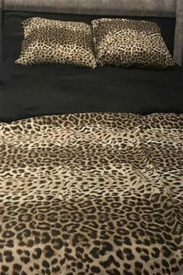 More Home Tek  Kişilik Nevresim Seti + Yastık Kılıfı   Leopar Desenli Siyah Kombin  - Image 1