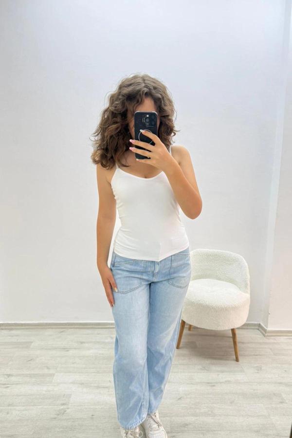 Rahat Fit Açık Mavi  Jean Pantolon - Image 1