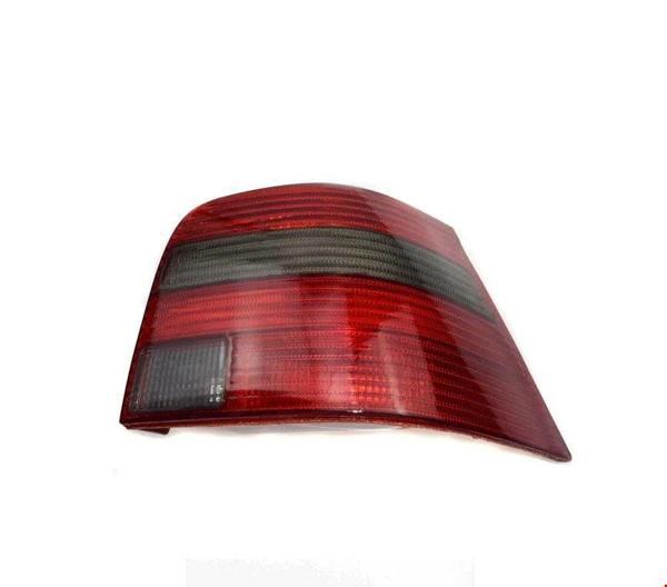 Volkswagen Golf 1998 Sonrası Sağ Stop Lambası (Füme-Siyah) - Image 1