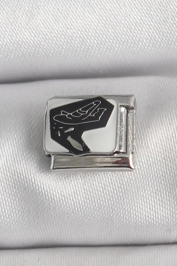 316L Çelik Gümüş Renk Beyaz Siyah Uçak İşlemeli Portre Model Nomination Charm - Image 1