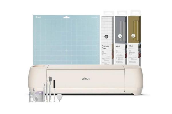 Cricut Explore 4 Kesici Makine Başlangıç Paketi (Makine + Temel Alet Seti + Transfer Bandı 30x120cm + Kalıcı Vinil Folyo Altın & Gümüş) - Image 1