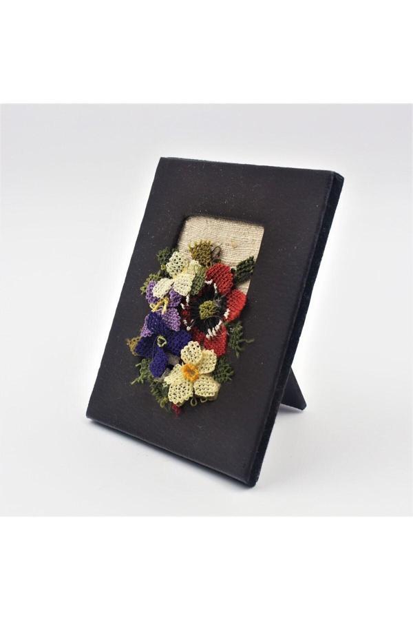 Sanat Taciri Dantel Işlemeli Çiçek Şeklinde Ayaklı Çerçeve -- Dantel Çiçek Biblosu - Image 1