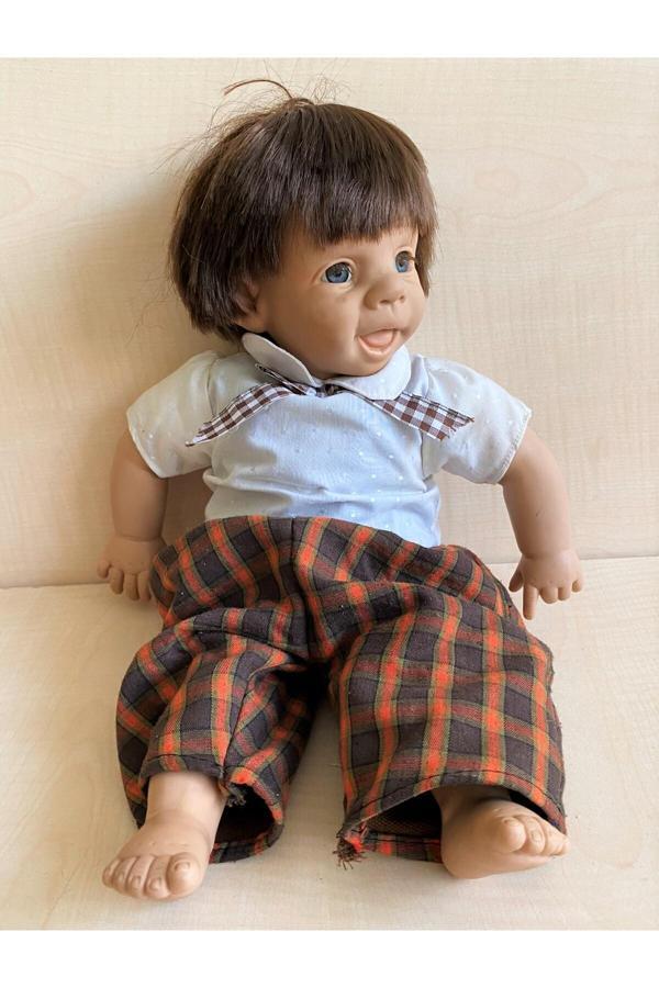 Sanat Taciri 37Cm Simba Damgalı Avrupa Bebek İfadeli Plastik Bebek Şaşkın Bebek - Image 1