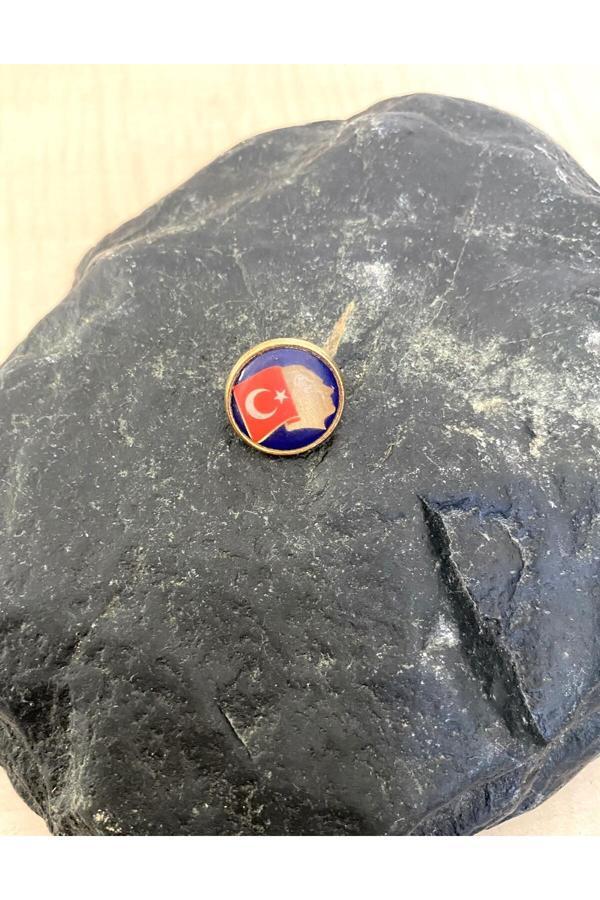 Sanat Taciri Vintage Atatürk Rozeti Bayrak Ve Atatürk Temalı Rozet No 733 - Image 1