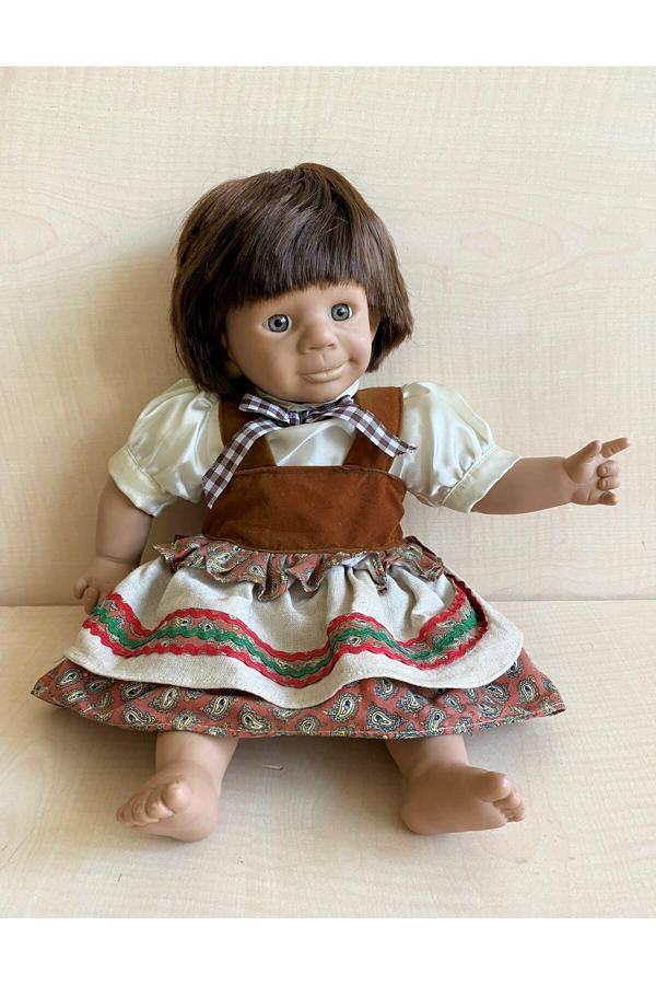 Sanat Taciri 37Cm Damgalı Avrupa Bebek İfadeli Plastik Bebek Gülen Bebek - Image 1