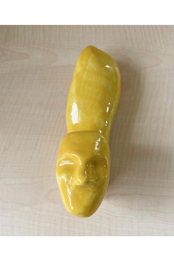 Sanat Taciri El Yapımı Porselen Biblo Insan Suretli Farklı Biblo Sarı 2 - Image 1