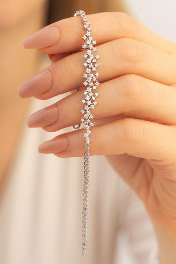 Osmanlı Gümüş Kadın Gümüş Bileklik - 925 Ayar Zirkon Taşlı Alisa Model Gümüş Kadın Bileklik - Image 1