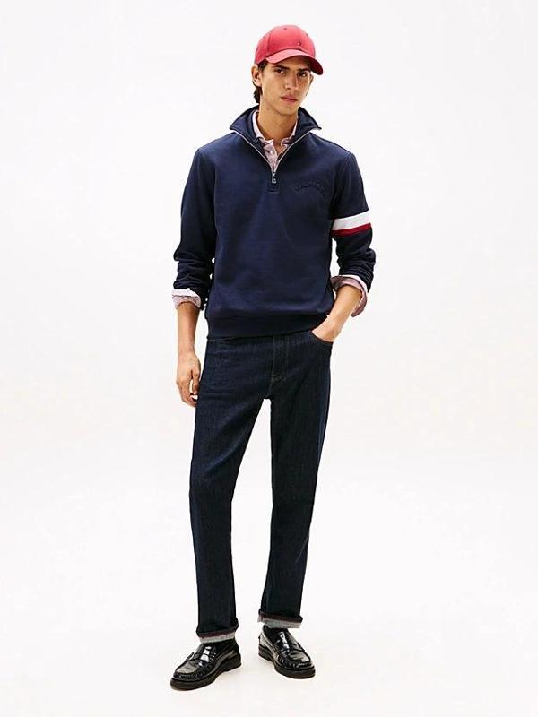 Tommy Hilfiger İkonik Renk Bloklu Eklemeli Yarım Fermuarlı Erkek Mavi Kazak MW0MW40480DW5 - Image 1