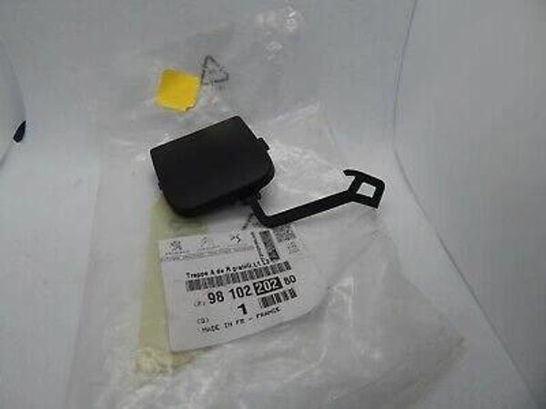 Citroen Jumpy- 2017-2024  Arka Tampon Çeki Demiri Kapağı (İtalya) (Oem No:9810220280) - Image 1