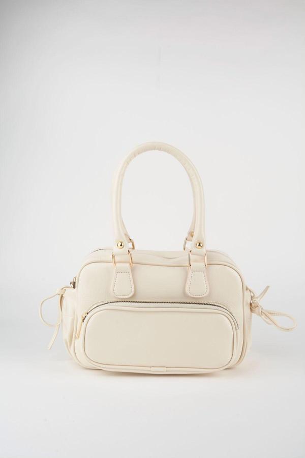 Kadın Krem Kırışık Parlak Suni Deri Fermuar Kapama Askılı El Kol Ve Omuz Çantası - Image 1