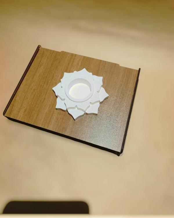 Minelly Flora - Image 1