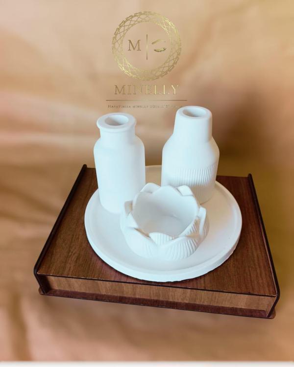 Minelly Sadeliğin Lotus Hali - Image 1