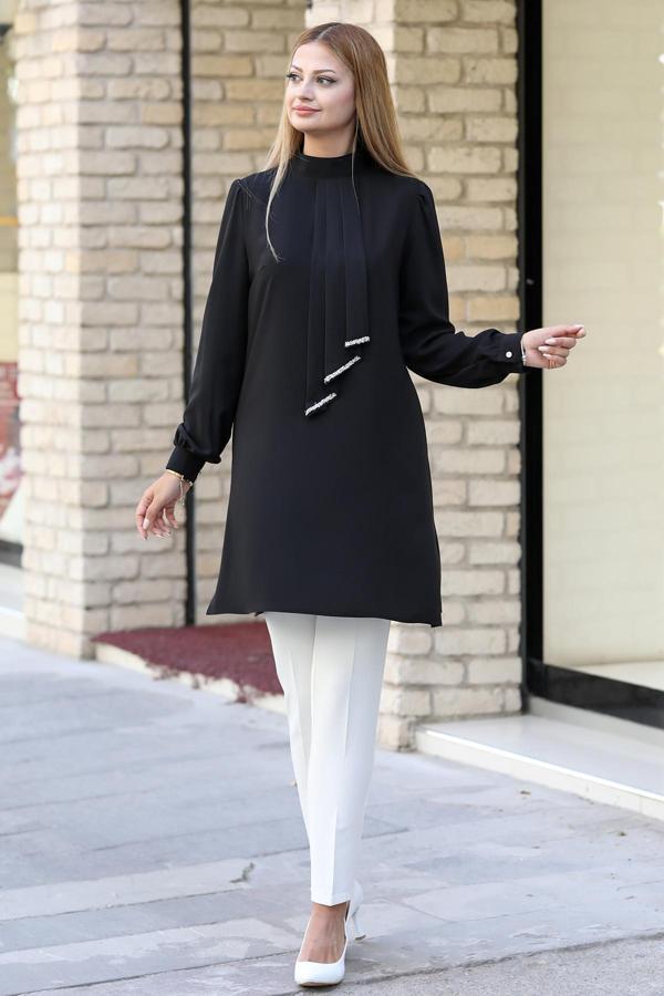 Işıltı Taş Detaylı Büyük Beden Tesettür Tunik - Image 1