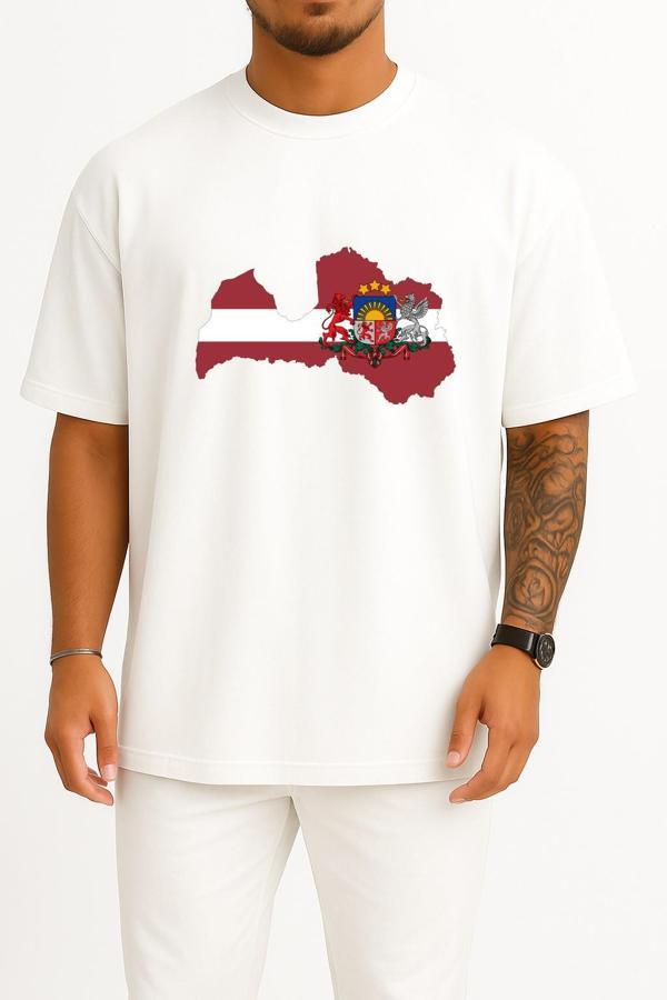 Oversize Latvia Map - Litvanya Haritası Göğüs Tasarımlı Unisex T-Shirt - Image 1