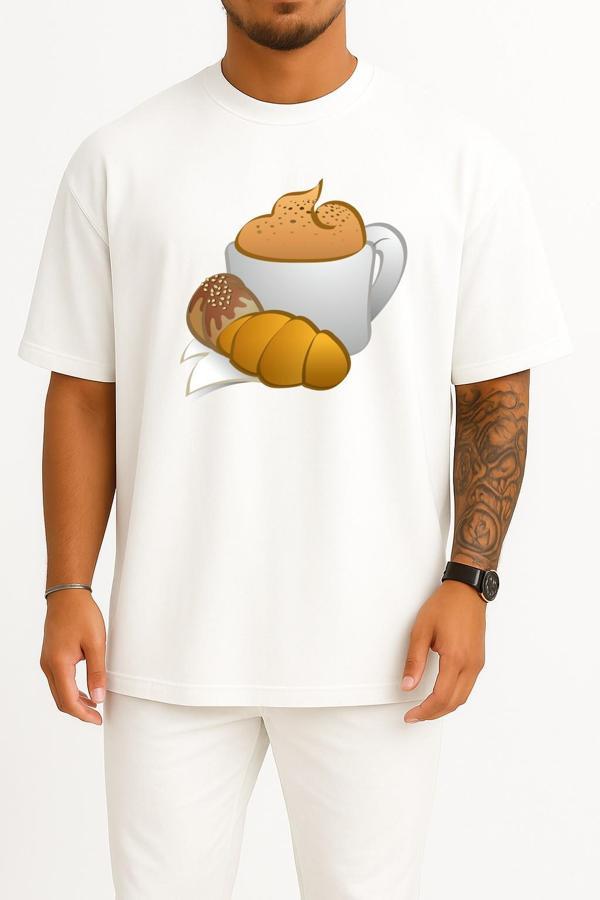 Oversize Kahve Croissant Kahvaltı Göğüs Tasarımlı Unisex T-Shirt - Image 1